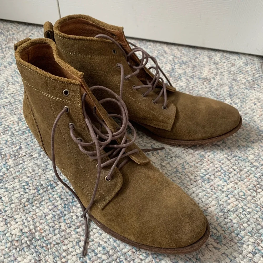 Frye Carson Boot - Picture 4 of 6